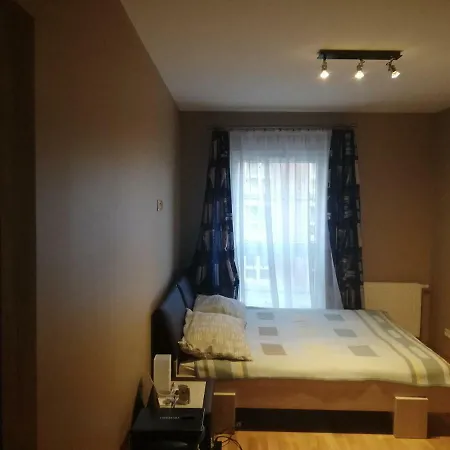公寓 Silesia City Apartament 卡托维兹